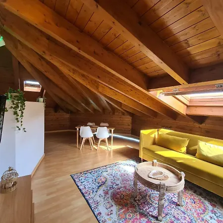 شقة Dos Torres Numenor Atico Abuhardillado سرقسطة